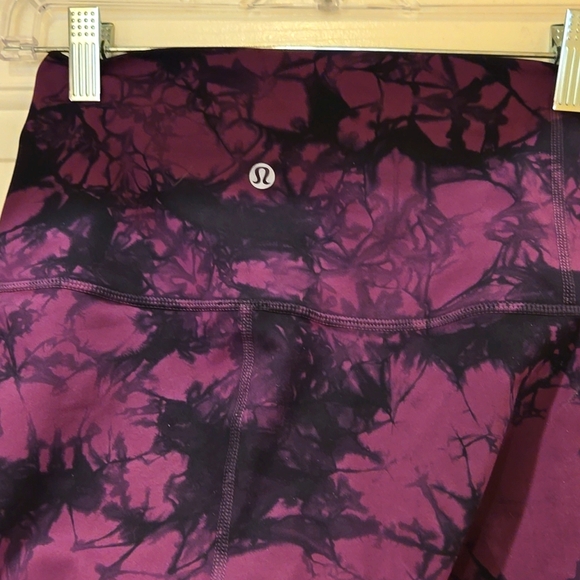 Lululemon leggings size 2 tall, deep purple & black coloring - Picture 3 of 3